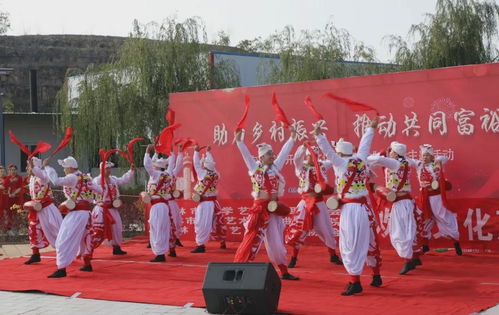 文化潤(rùn)心田 文藝家采風(fēng)創(chuàng)作、惠民演出與藝術(shù)交流的多維實(shí)踐