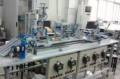 個性化定制與大規(guī)模柔性制造 網(wǎng)絡技術(shù)驅(qū)動下的發(fā)展趨勢與案例分析